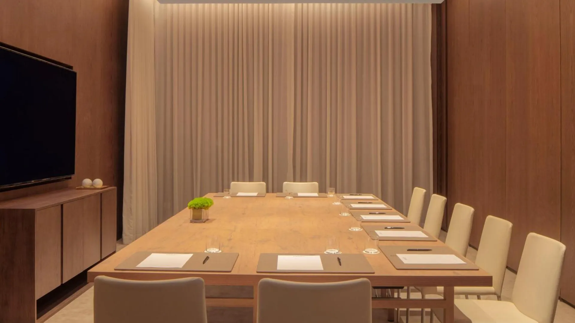 ***** Hotel The Dubai Edition United Arab Emirates